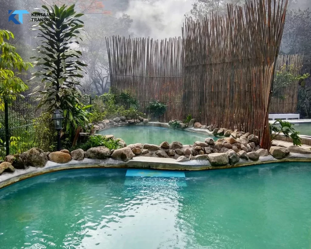 Pemandian air panas maribaya