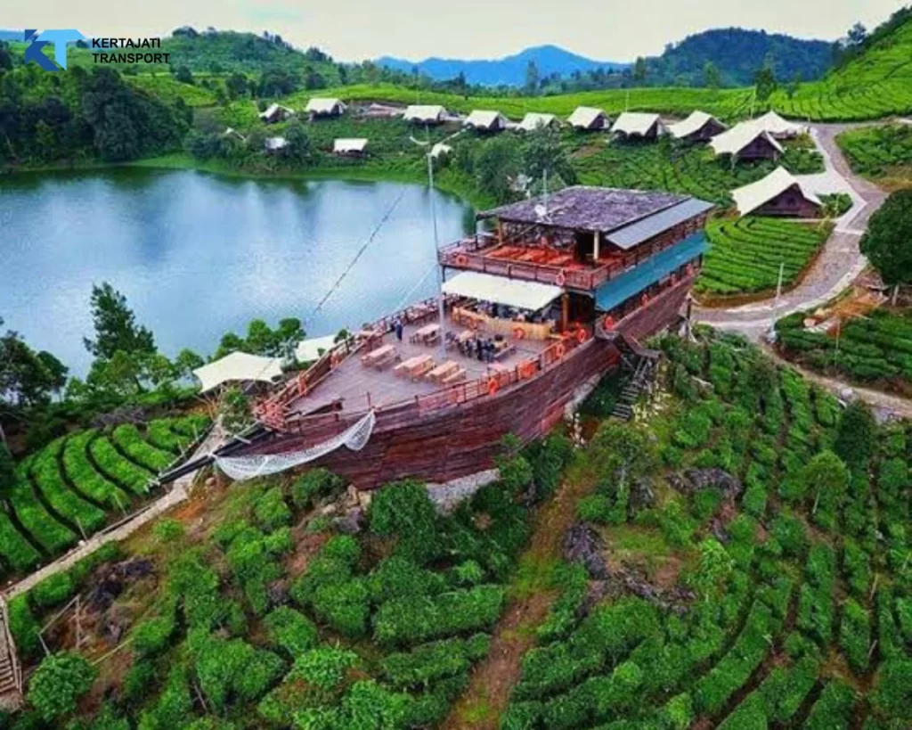 Glamping Lakeside Rancabali