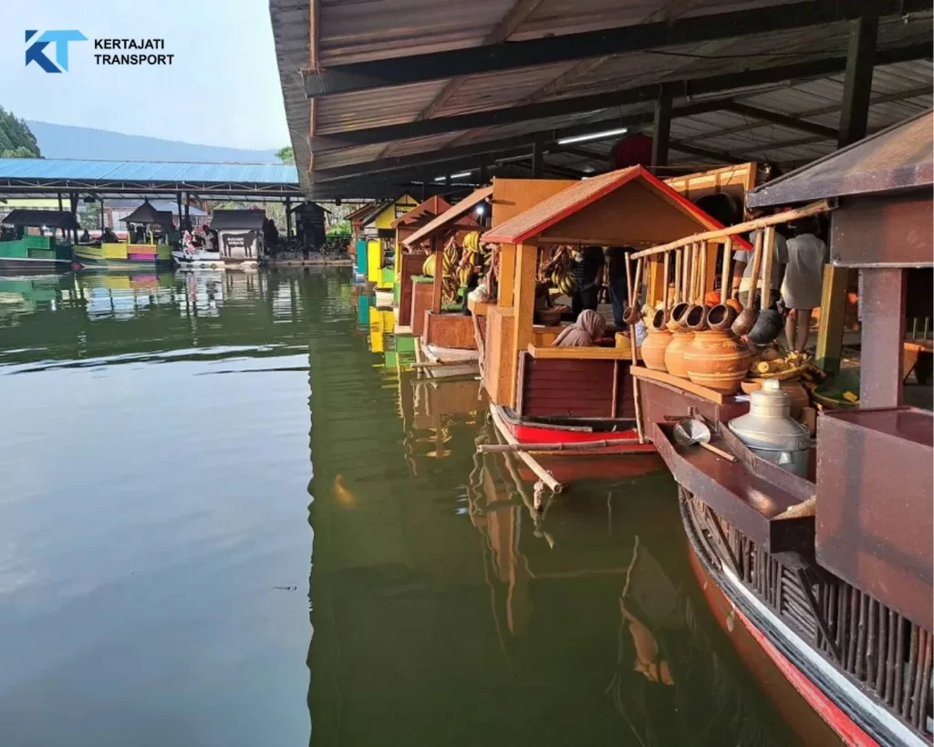 floating market lembang